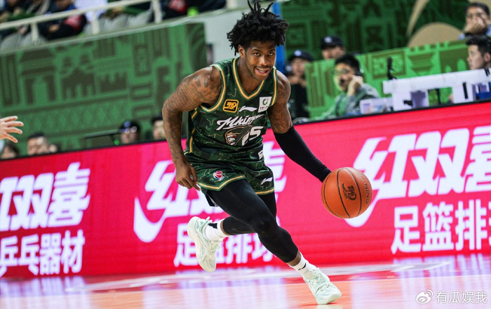 胡金秋伤情未明 广厦卫冕前景堪忧