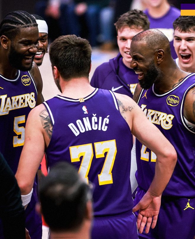 41岁詹姆斯单核带队创纪录 球员数据领跑全场