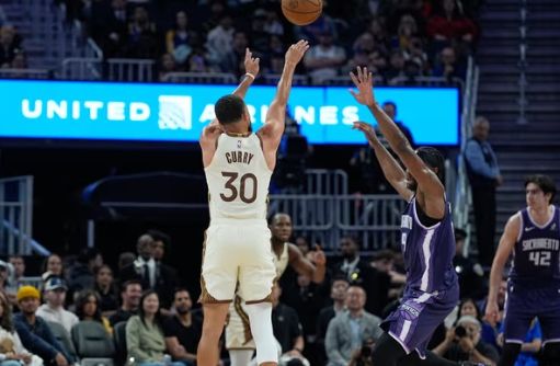库里复出两场助攻追梦创历史第二纪录 掘金逆转