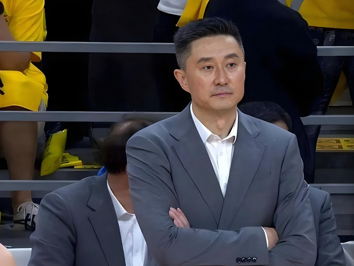 CBA季后赛12进8战况：浙江山西晋级八强，广东山
